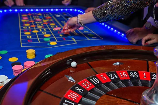 Filipino player enjoying bingo cash slot games on a mobile device